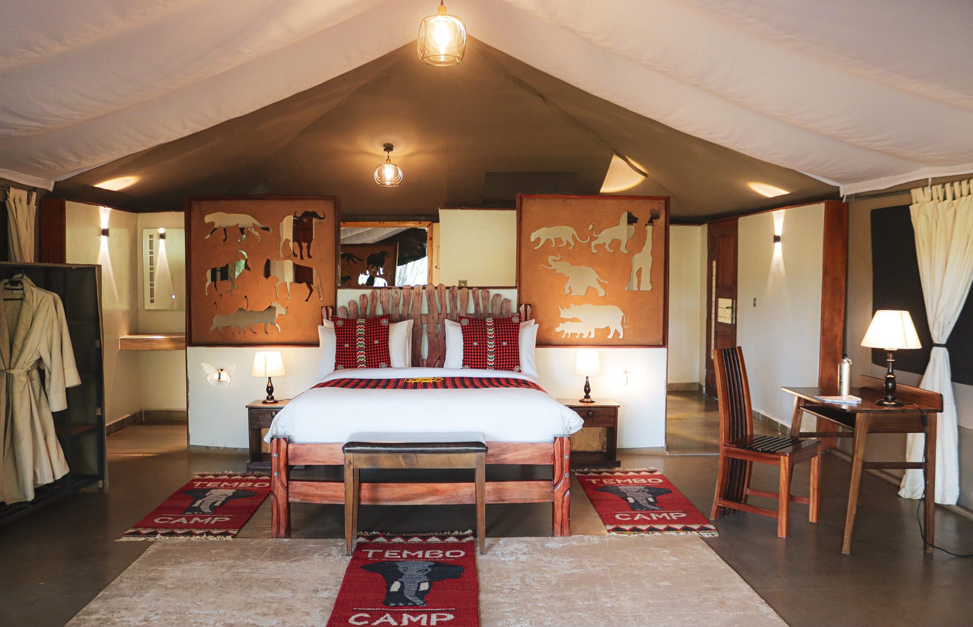 Executive Tent (Disabled) Tent _2_ - Tembo By Jackson Bush Camp - Angle 1