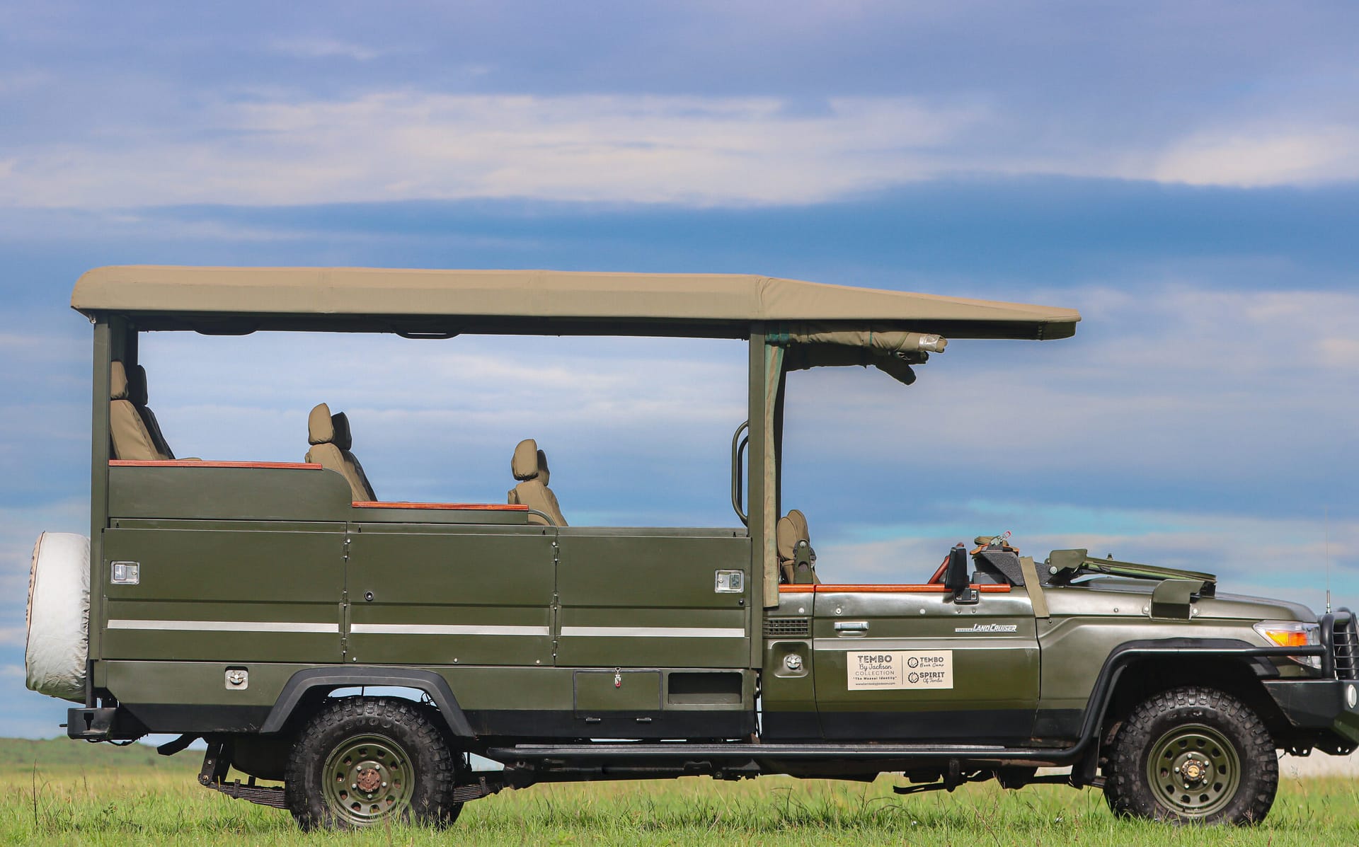 Safari Vehicle (Gameviewer) - Maasai Mara Scenic - Side Profile (Stickers) - Tembo by Jackson